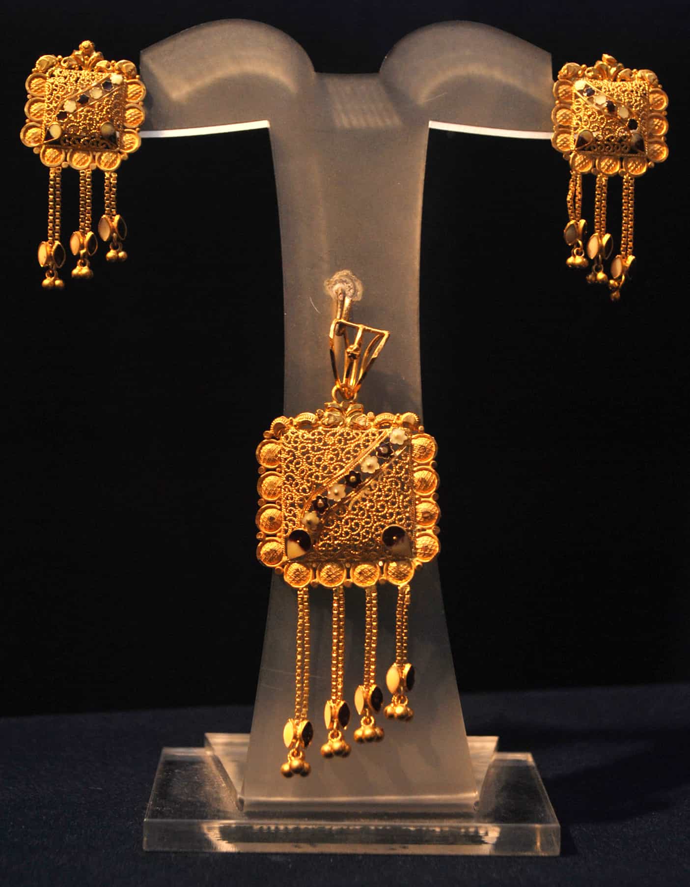 Square Pendant Set